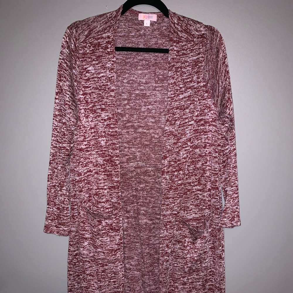 Burgundy and white large Sarah